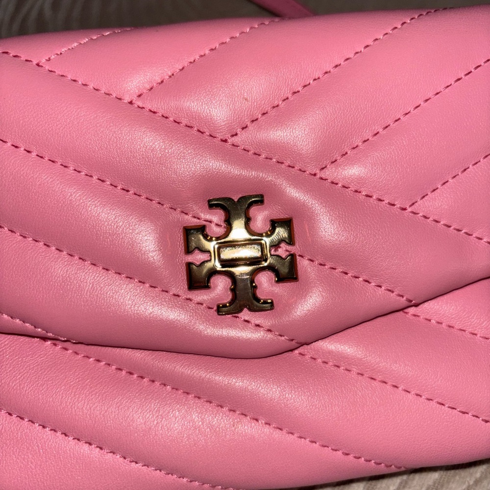 Tory Burch Pink Kira Chevron Crossbody Bag - Picture 2 of 11